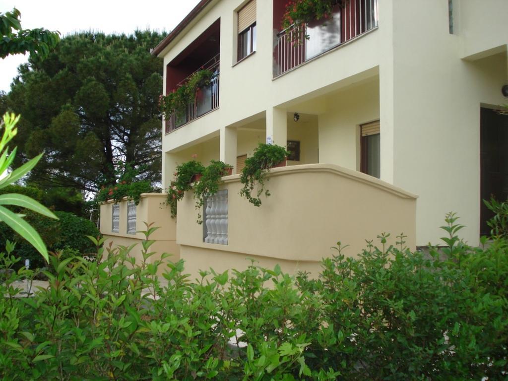 Apartments Xenia 돈제페트레케인 객실 사진